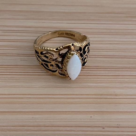 Vintage Genuine Opal and 14KT Gold GE ESPO Ring - Picture 12 of 16